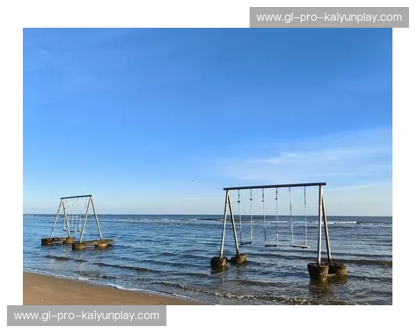 蔚蓝海岸的华丽华尔兹：当摩纳哥的贵气撞上图卢兹的坚韧